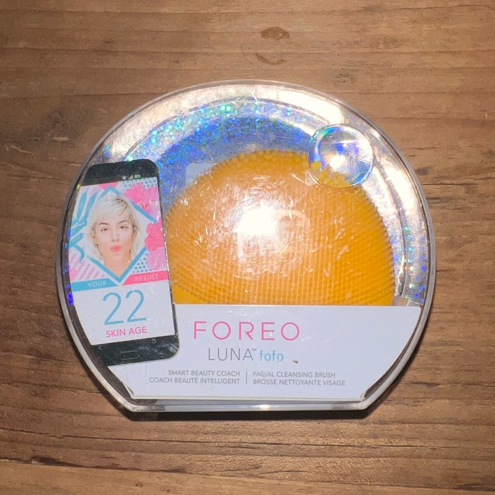 FOREO Smart Skin Device - White